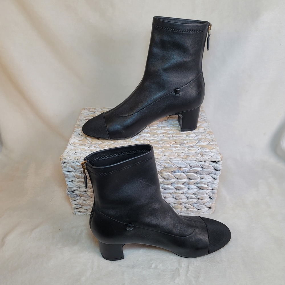 Chanel Cap Toe Black Leather Ankle Boots 40C/9.5W CC Logo Grosgrain Made Italy - Picture 2 of 5